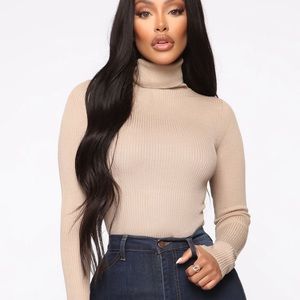 Tara Turtle Neck Sweater - Khaki Small